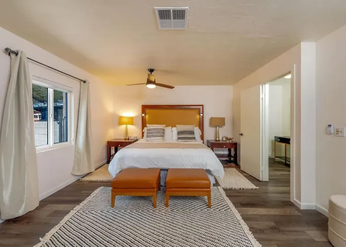 Pool, Hot Tub, 3 Bedroom 3 Ba, Huge Yard, Fenced Сasa de vacaciones Tucson
